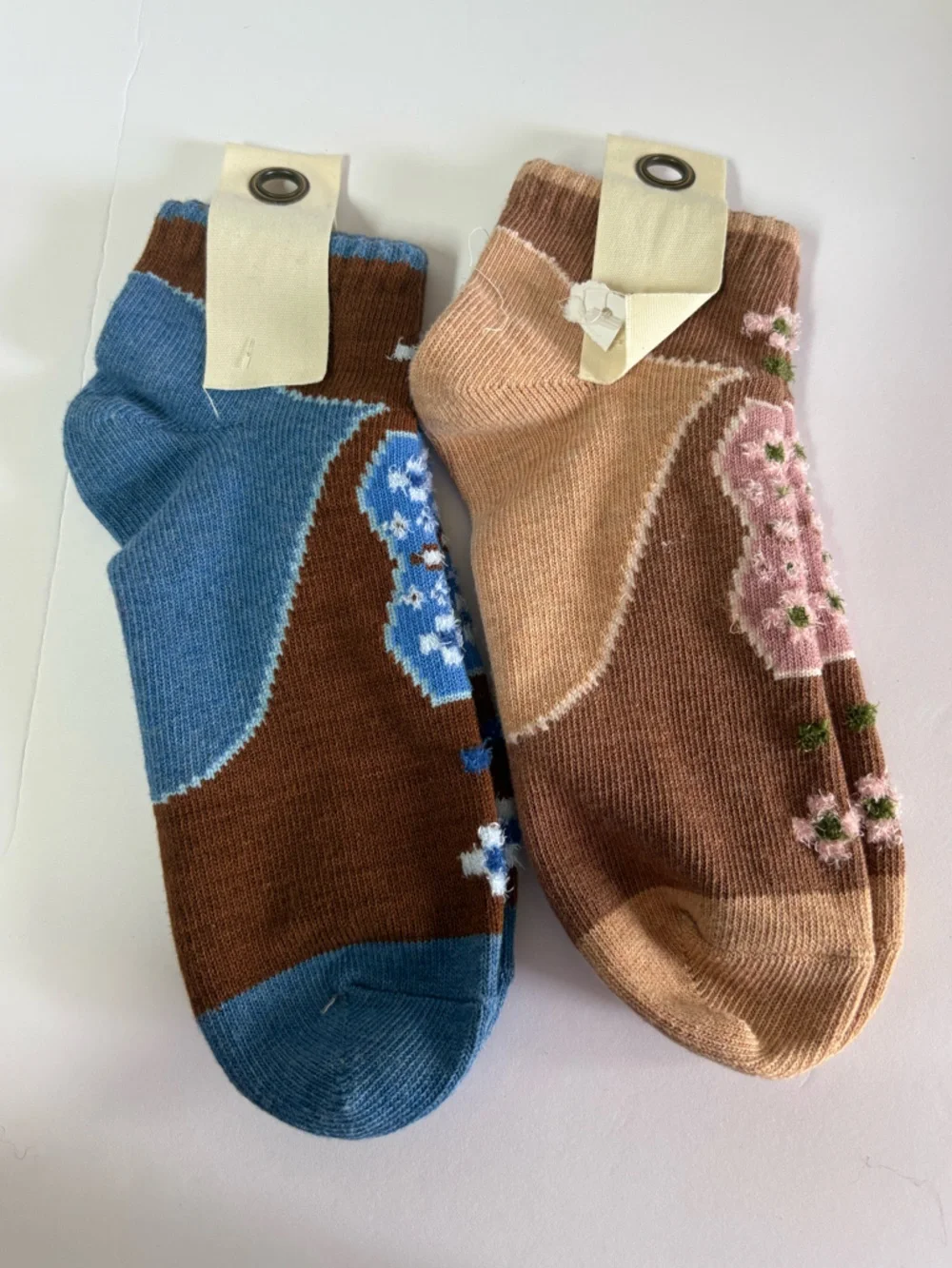 Set of 2 NWT Free People Super Short Raggedy Ankle Socks